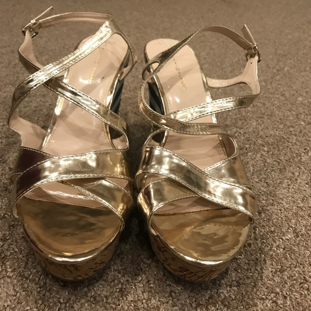 Tommy Hilfiger gold strappy blue stripe wedges